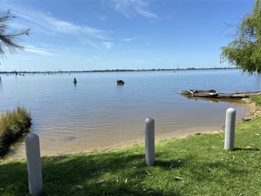 Yarrawonga Woodlands Park