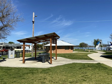 Yarrawonga Foreshore Playground