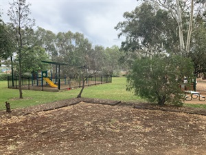 nathalia-uncle-bobs-park.jpg