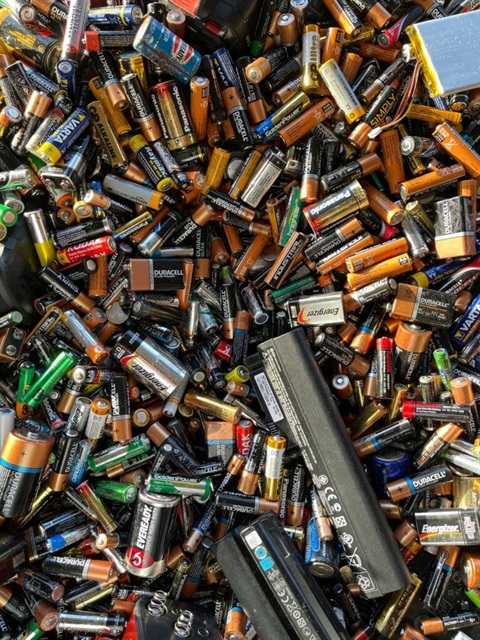 lithium-ion-battery-recycling.jpg
