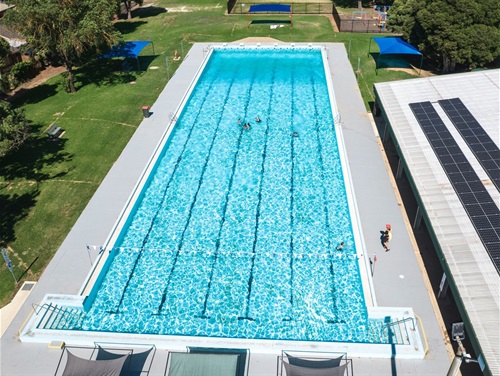 Cobram Outdoor Pool.jpeg