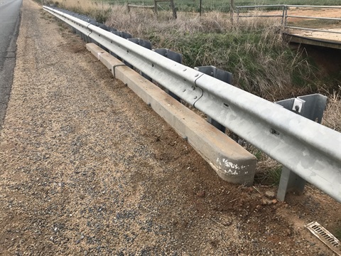 Numurkah-Road-Bridge-1-closeup.jpg