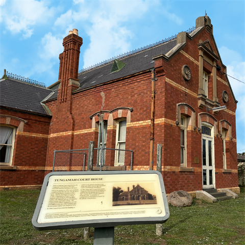Tungamah-Courthouse-Tile-1.png