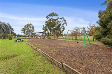 Moira-Kennedy-Park-04.jpg